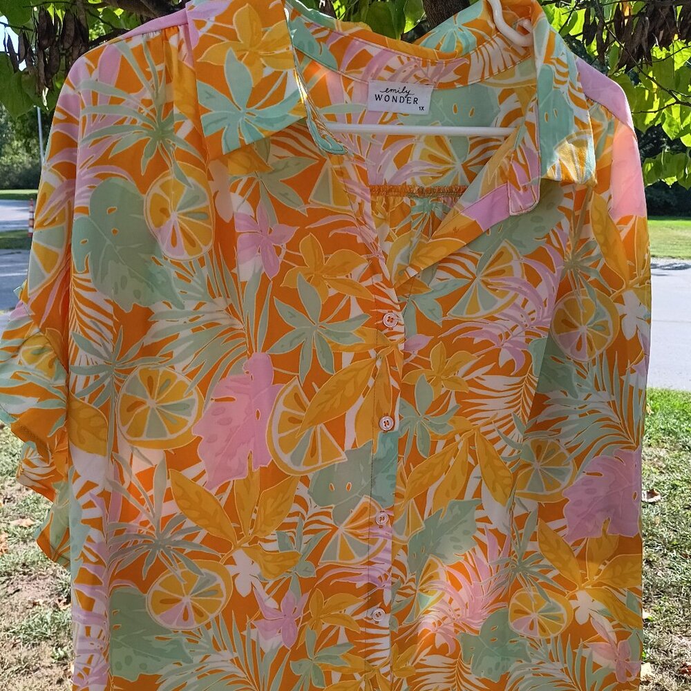 Emily Wonder Tropical blouse